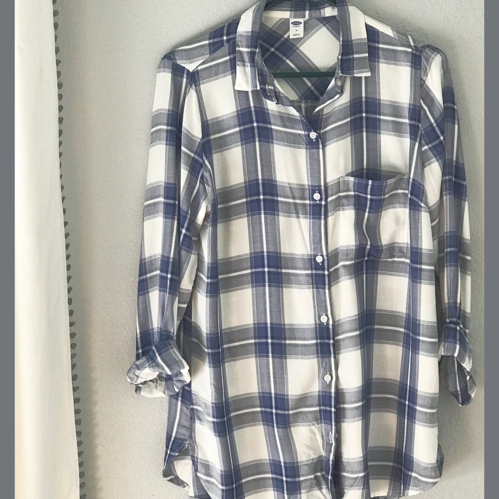 Old Navy | Soft Button Down Plaid Collared Shirt